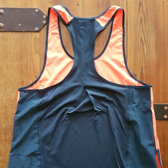 Lightly Used Women's Lululemon Tank - Picture 5 of 6